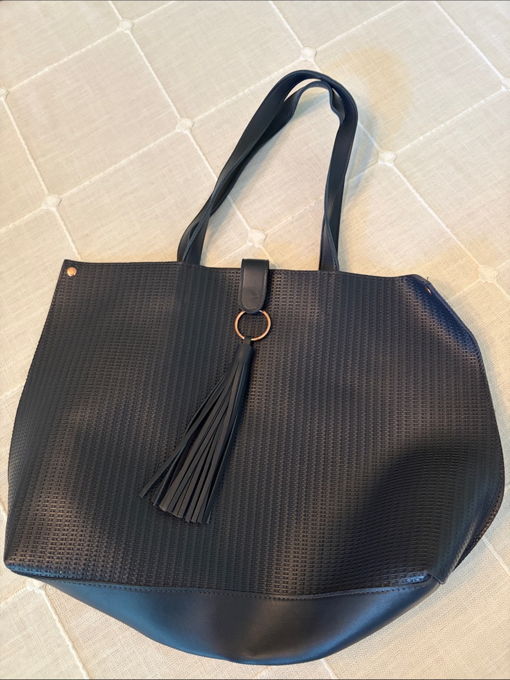Black Women's Tote Bag with Tassel